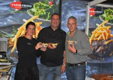 Paul Plandsoen, Erwin de Vos en Marijke van Druenen van Farm Frites. Hun introductie op de beurs, de Finest super fine fries!​